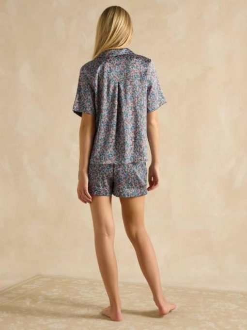 Wardrobeedit.shop333c7f31f8 2