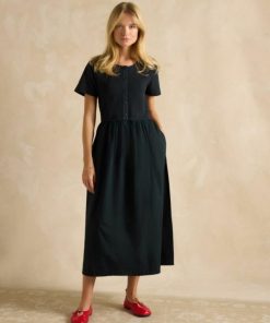 Wardrobeedit.shop55fbd5bc59 1