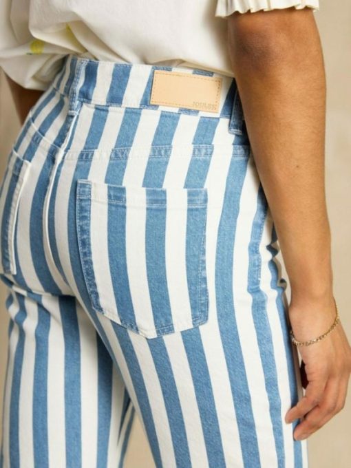 Wardrobeedit.shop8e35a3bf5d 4