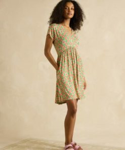 Wardrobeedit.shopa2f94aa3cf 4