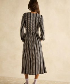 Wardrobeedit.shopf14168f317 2